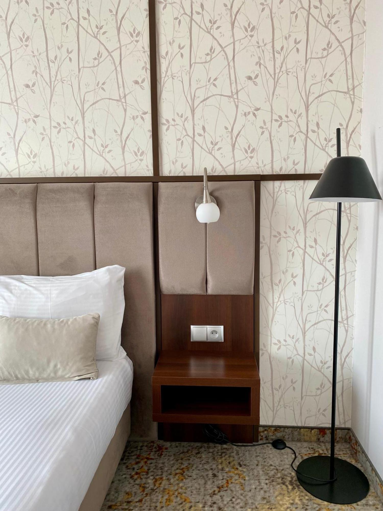 Hotel Metropolo By Golden Tulip Krakau